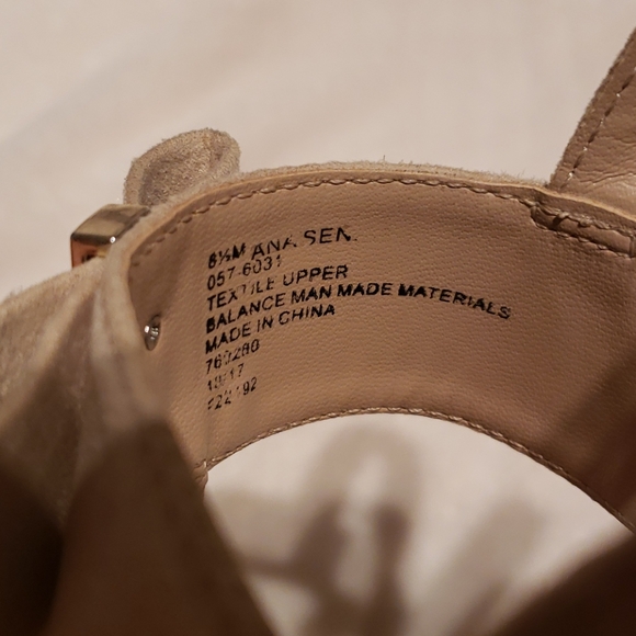 A.N.A. Bow Sandals - Picture 8 of 8